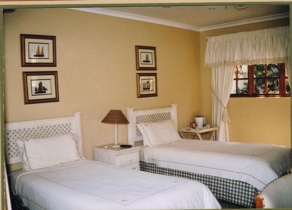 دوربان Joan'S Bed And Breakfast الغرفة الصورة